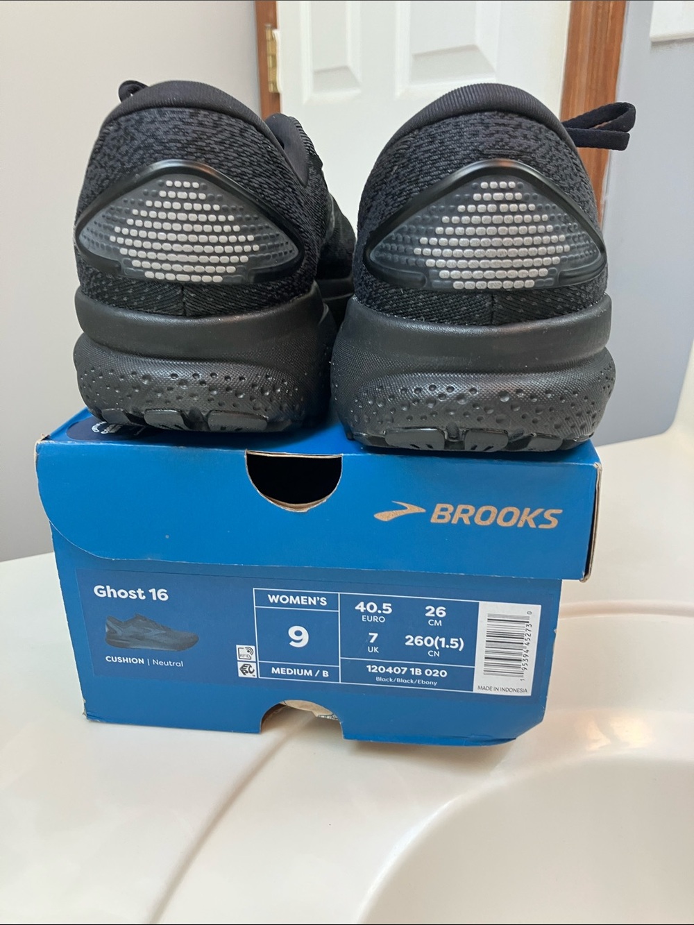Brooks Women's Ghost 16 Size 9 Medium Black/Black Brand New (Retail $140) - Picture 5 of 6